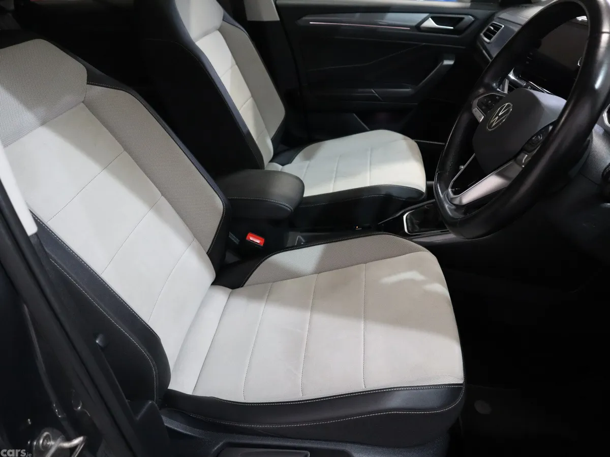 Volkswagen T-Roc SUV, Petrol, 2023, Grey