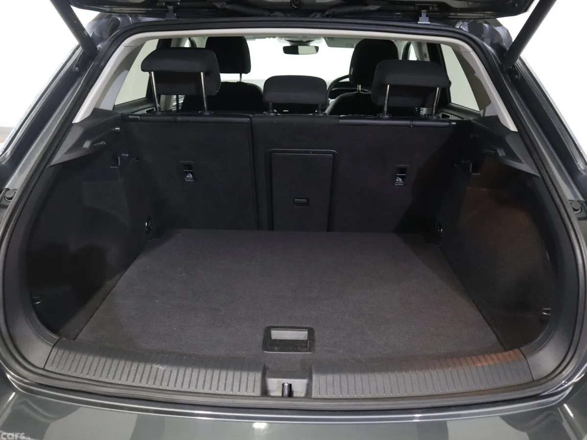 Volkswagen T-Roc SUV, Petrol, 2023, Grey