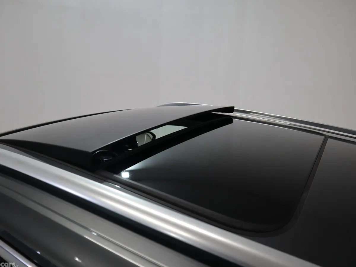 Volkswagen T-Roc SUV, Petrol, 2023, Grey
