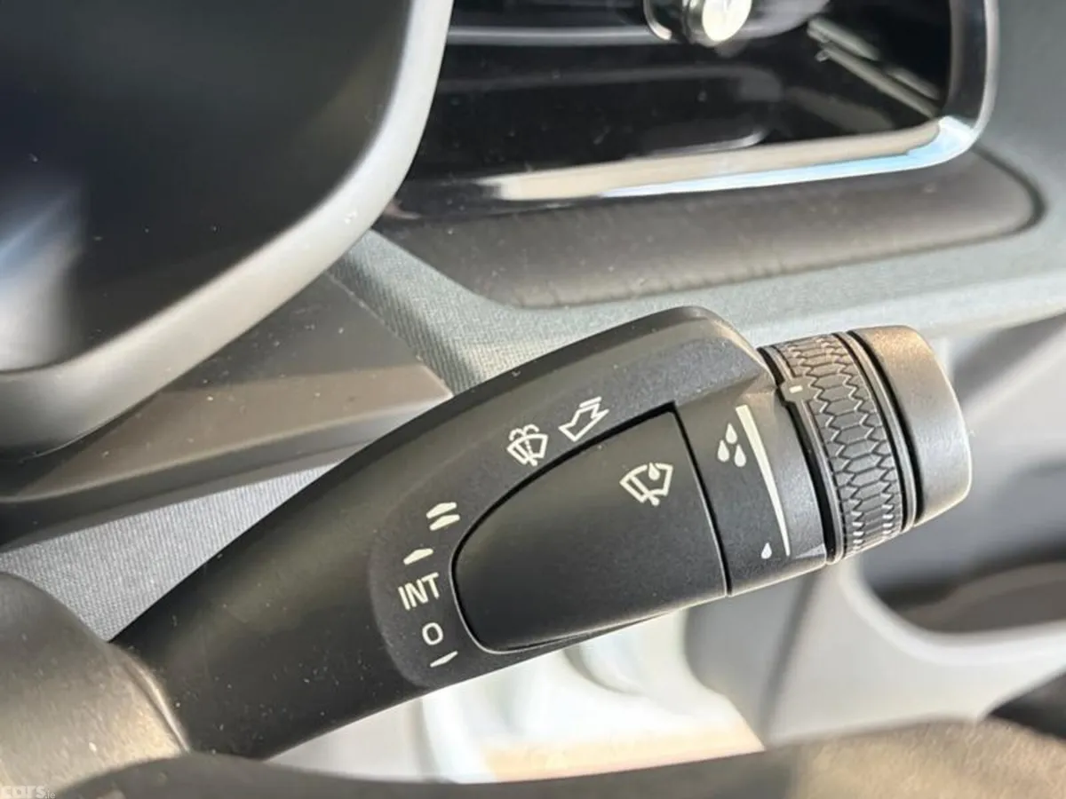 Polestar 2 Hatchback, Electric, 2023, White