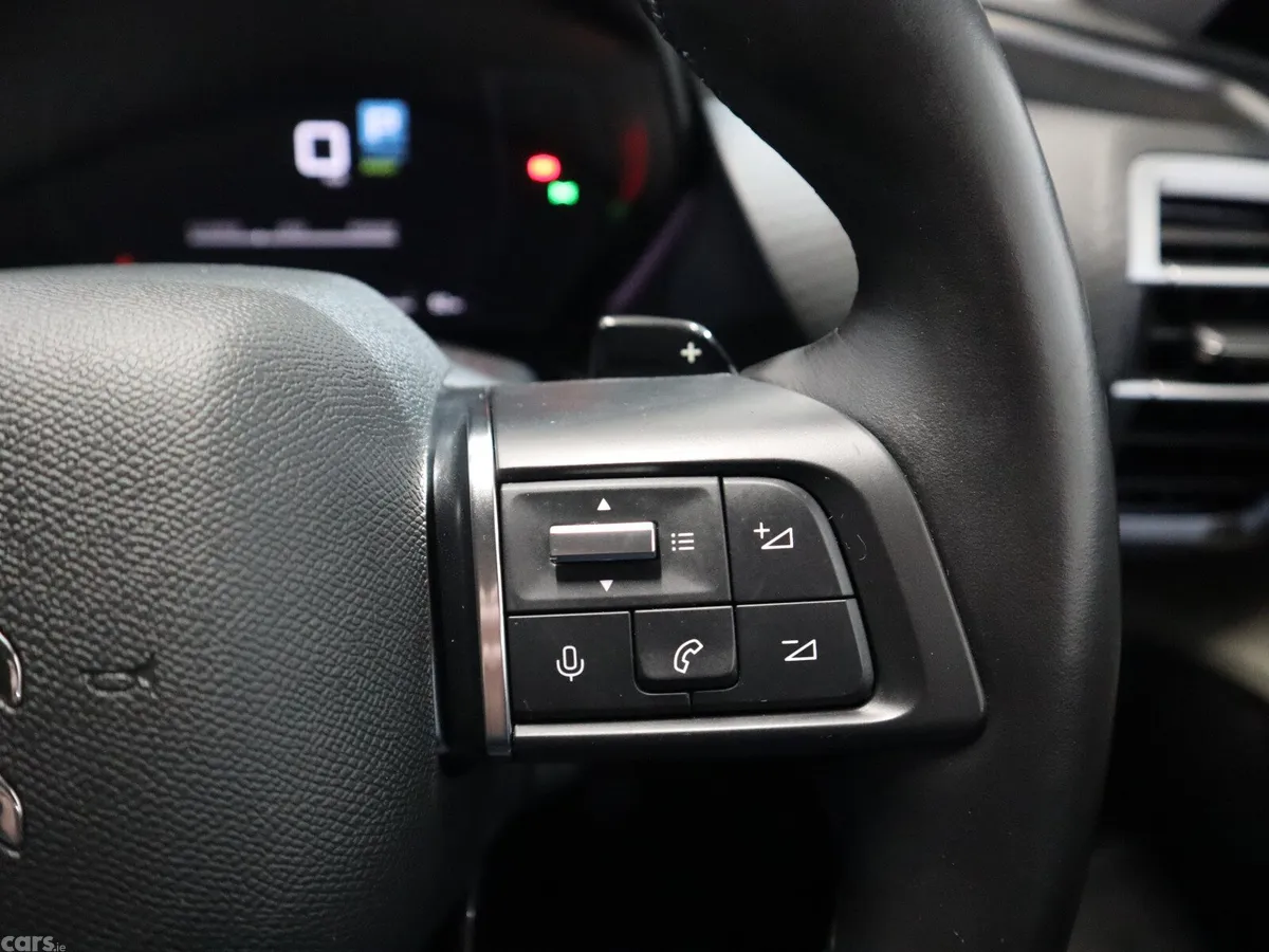 Citroen C5 X Hatchback, Petrol Hybrid, 2023, Grey