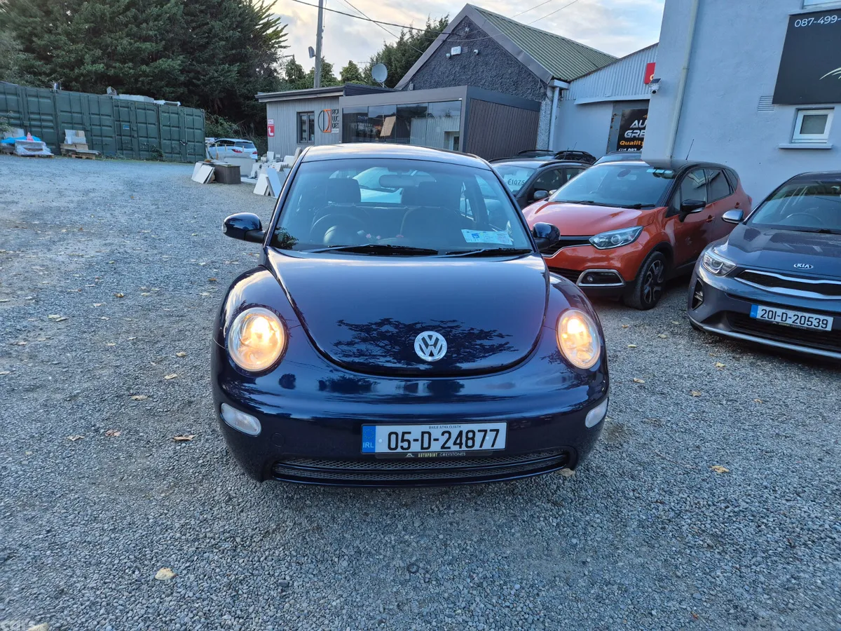 Volkswagen Beetle Hatchback, Petrol, 2005, Blue