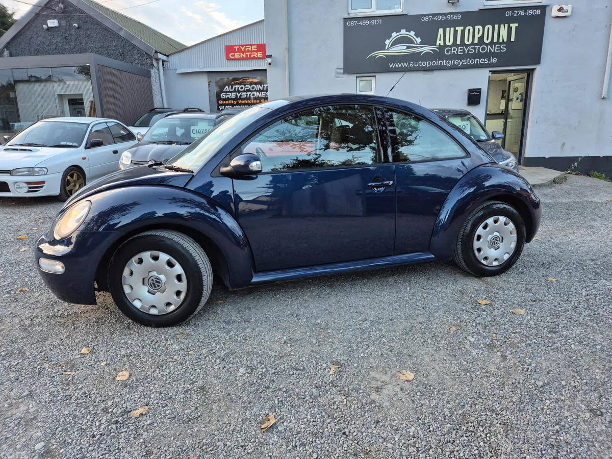 Volkswagen Beetle Hatchback, Petrol, 2005, Blue