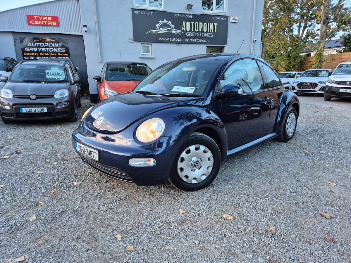 Volkswagen Beetle Hatchback, Petrol, 2005, Blue