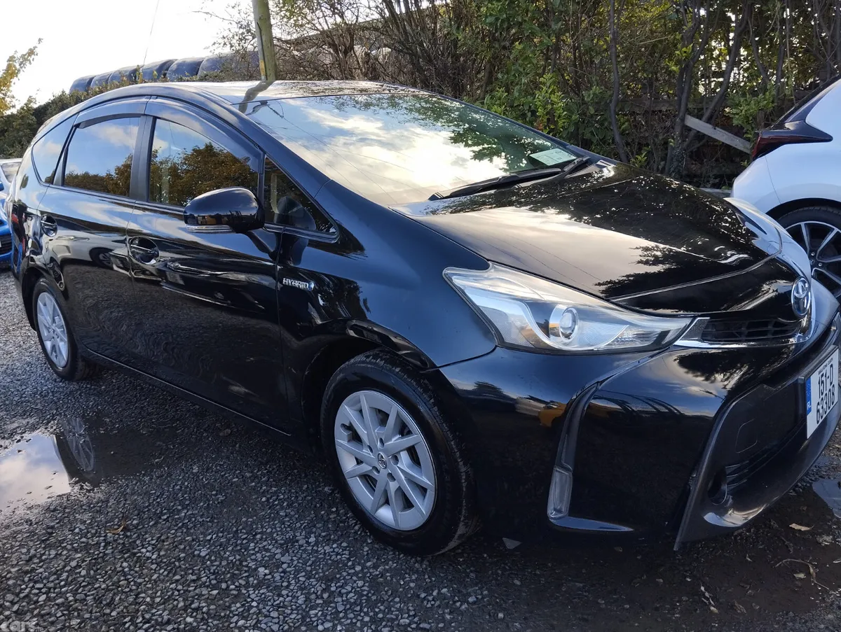 Toyota Prius MPV, Petrol Hybrid, 2015, Black