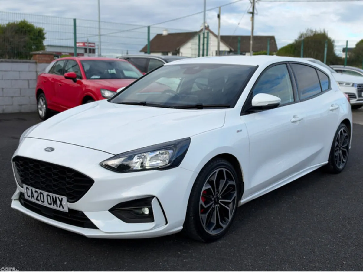 Ford Focus Hatchback, Diesel, 2020, White