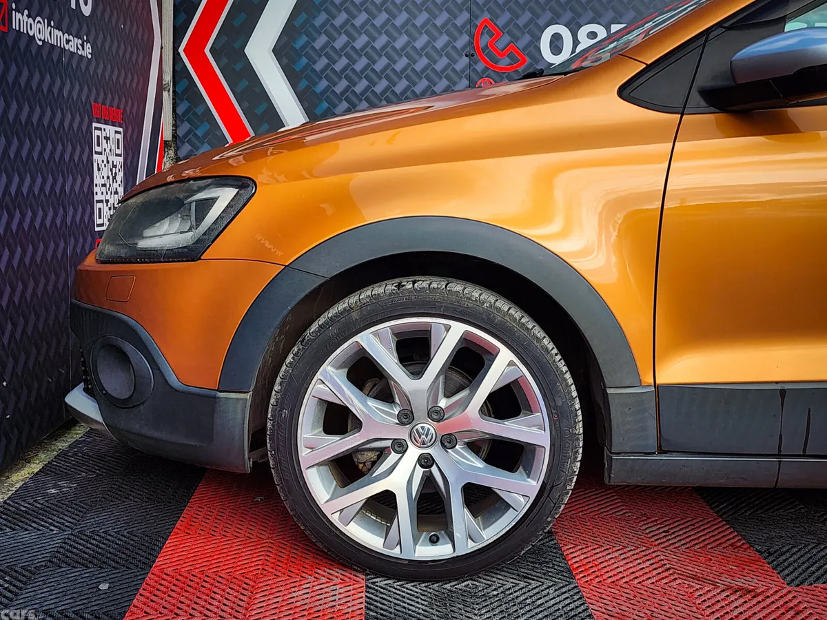 Volkswagen Polo Hatchback, Petrol, 2015, Orange