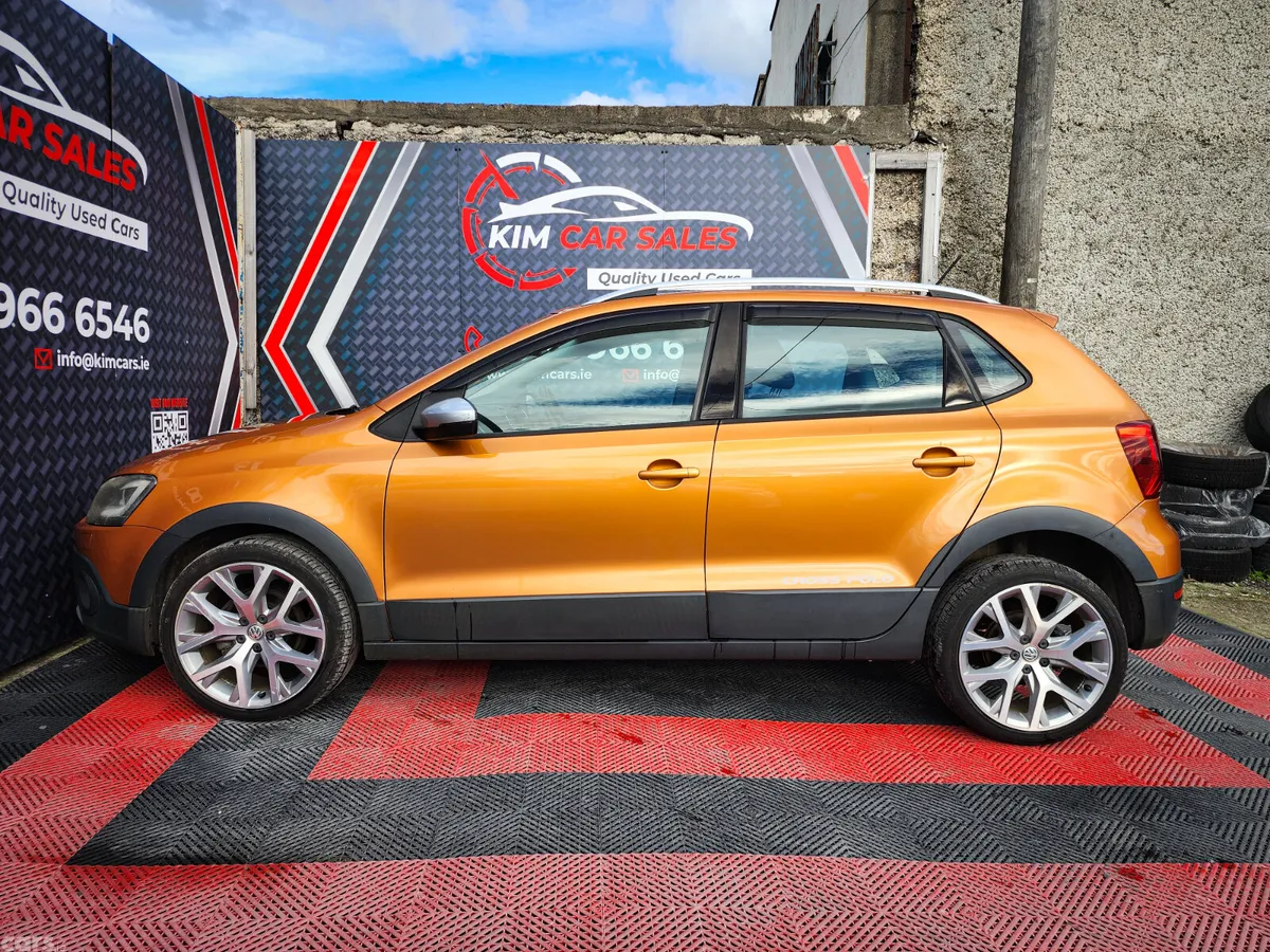 Volkswagen Polo Hatchback, Petrol, 2015, Orange