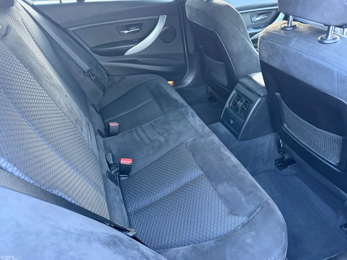 BMW 3-Series Saloon, Diesel, 2015, Blue