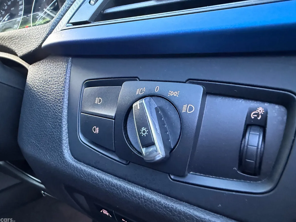 BMW 3-Series Saloon, Diesel, 2015, Blue