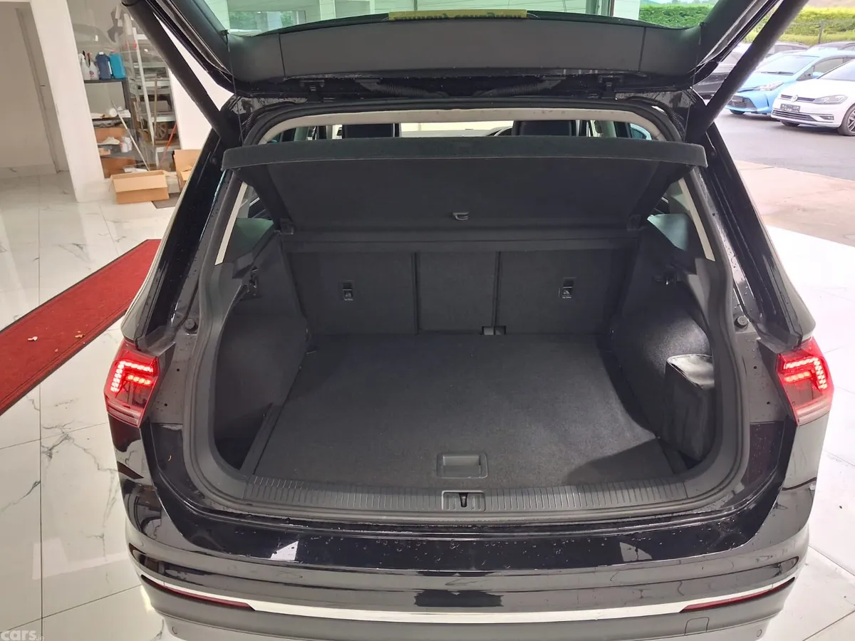 Volkswagen Tiguan Estate, Diesel, 2019, Black