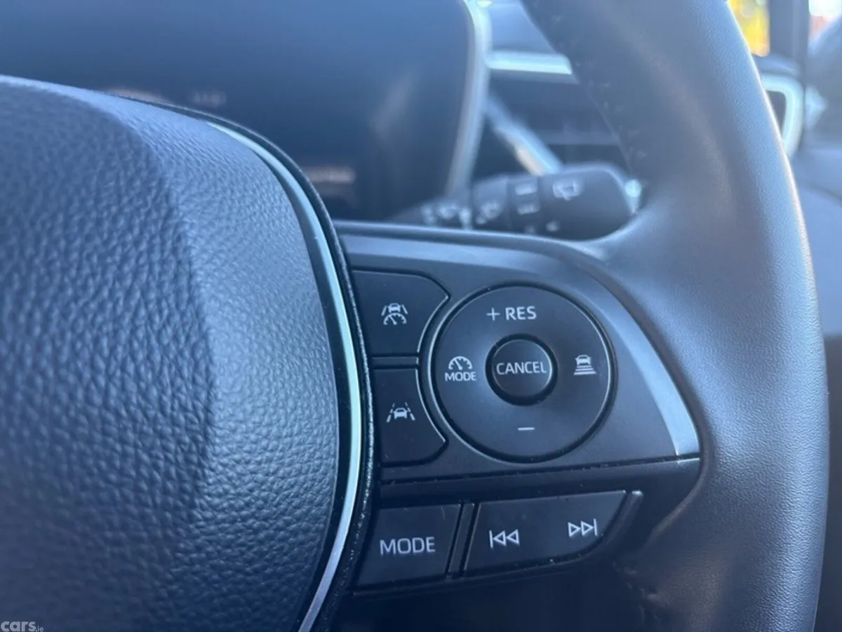 Toyota Corolla Estate, Petrol Hybrid, 2025, Black