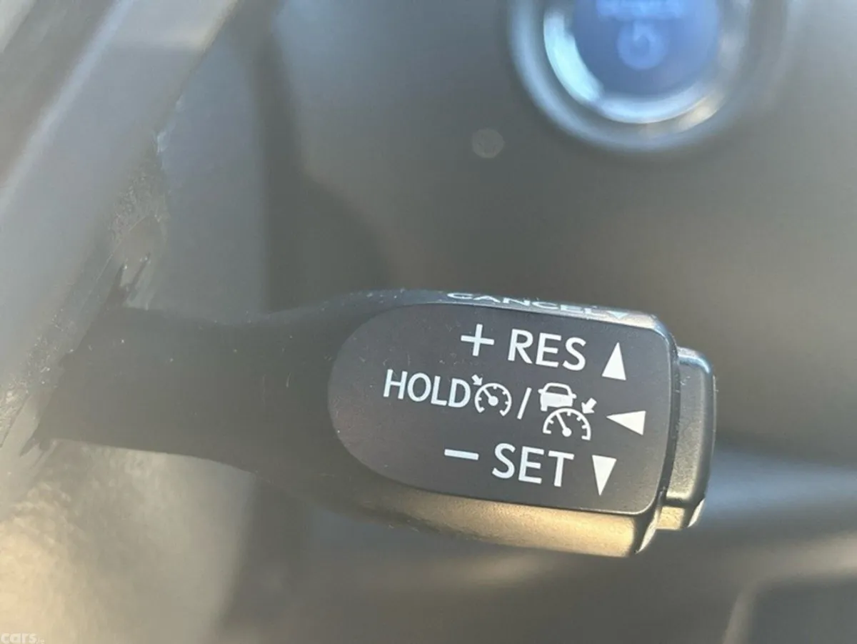 Toyota C-HR Hatchback, Petrol Hybrid, 2022, White