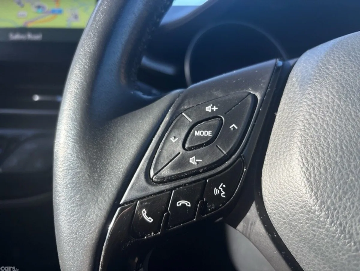 Toyota C-HR Hatchback, Petrol Hybrid, 2022, White