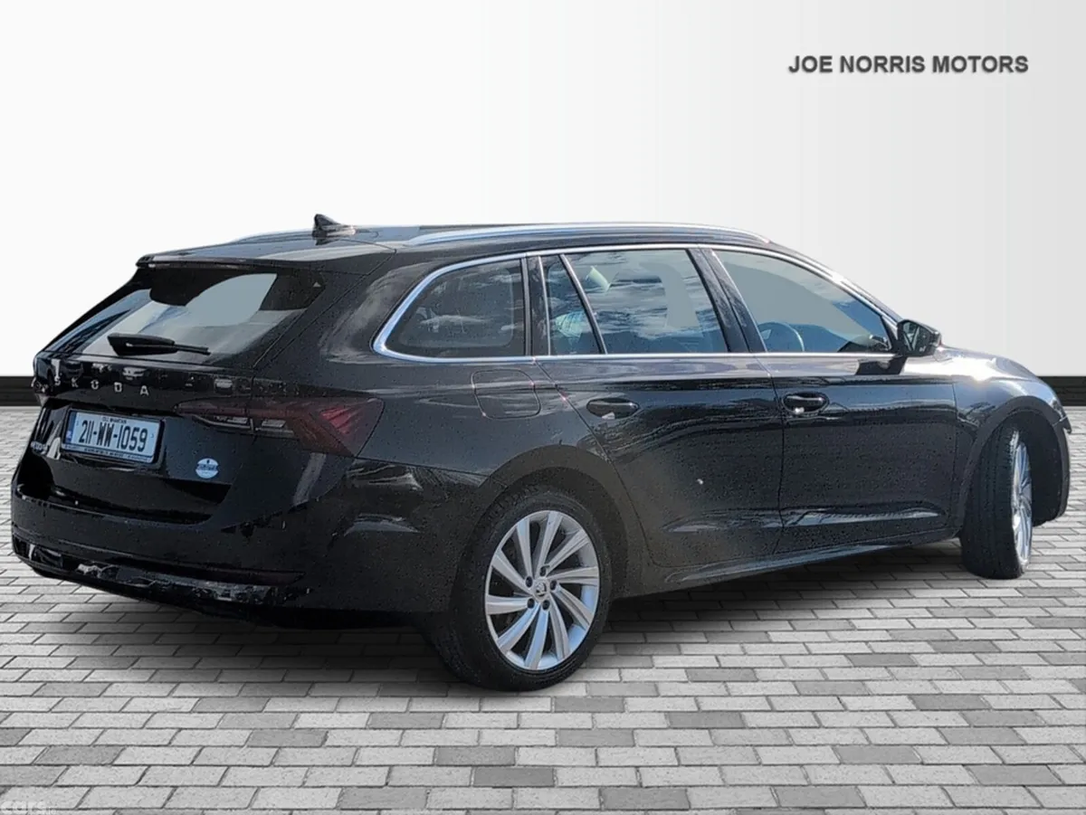 Skoda Octavia Estate, Diesel, 2021, Black