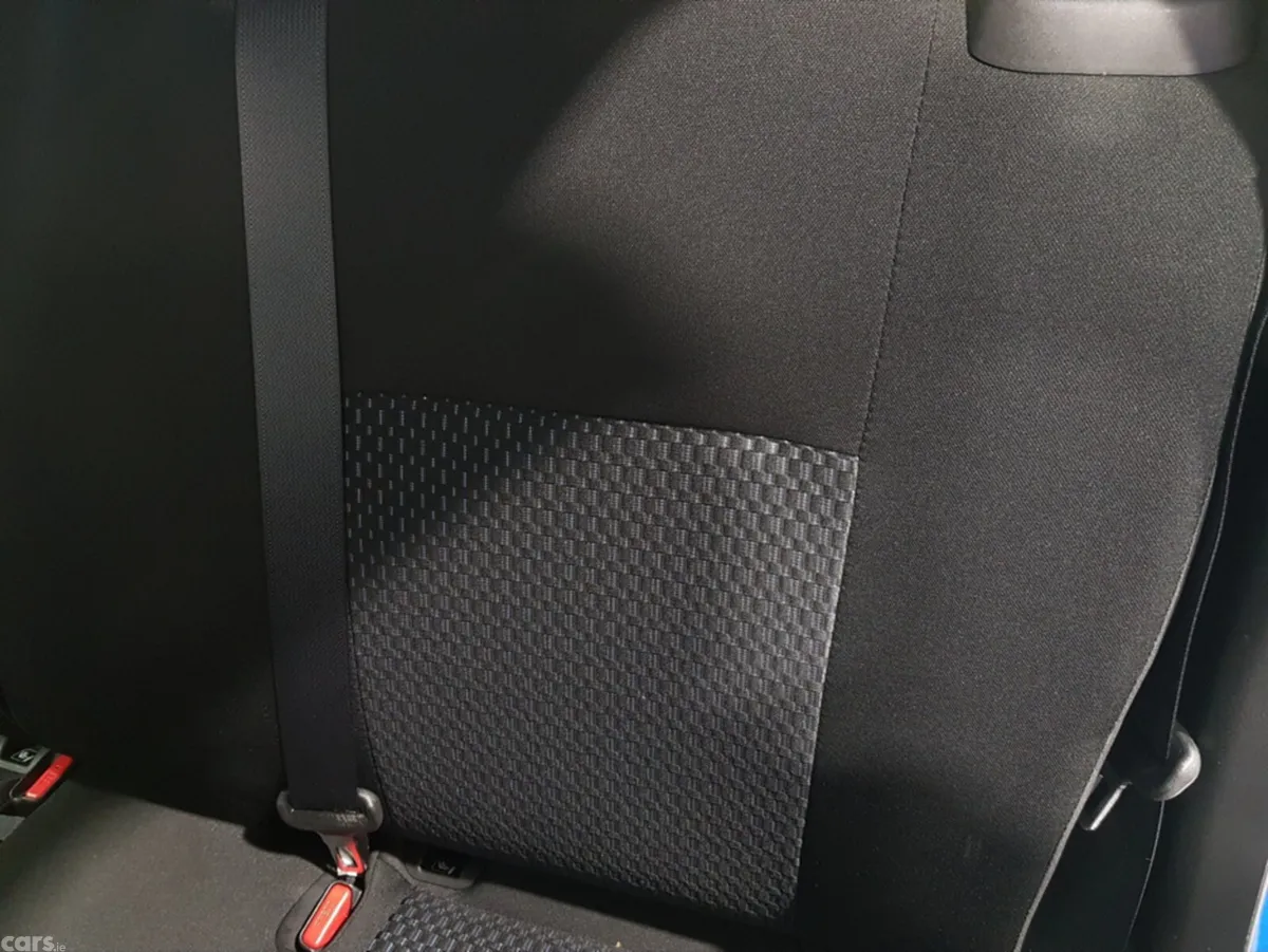 Suzuki Ignis Hatchback, Petrol, 2020, Blue