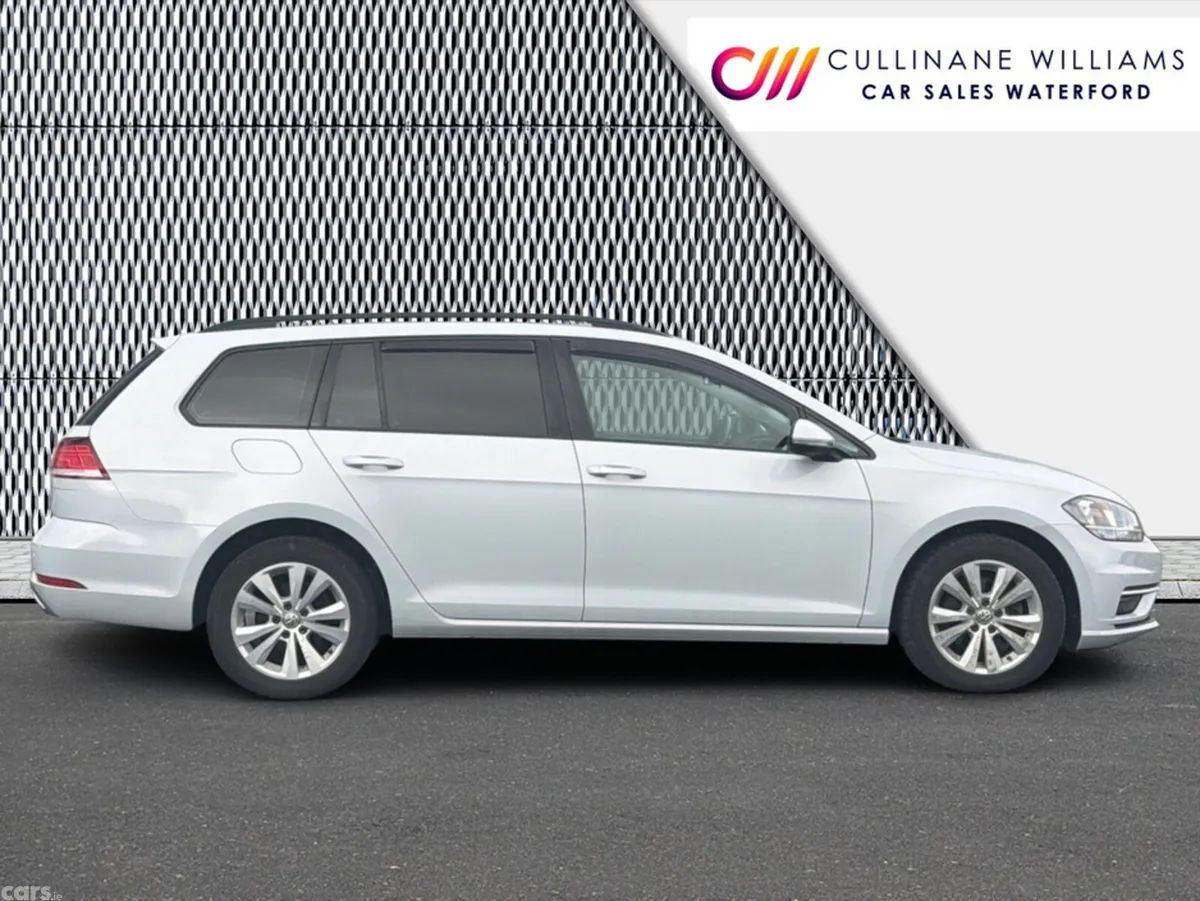 Volkswagen Golf Estate, Diesel, 2017, White