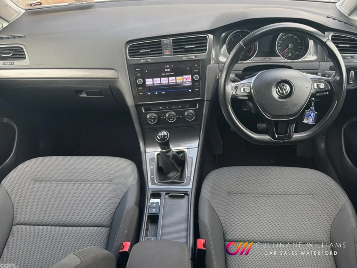 Volkswagen Golf Estate, Diesel, 2017, White