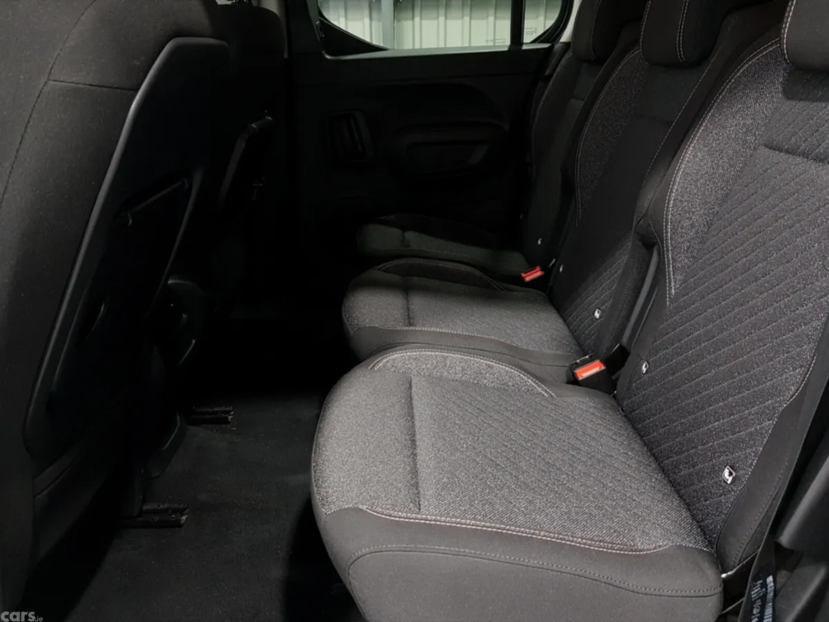 Peugeot Rifter MPV, Diesel, 2026, Blue
