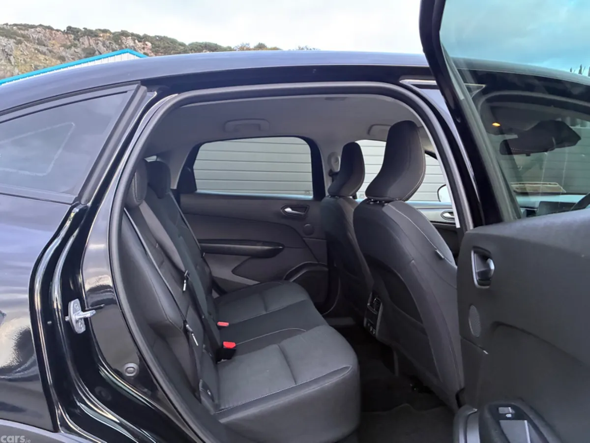 Renault Arkana Coupe, Petrol Hybrid, 2024, Black