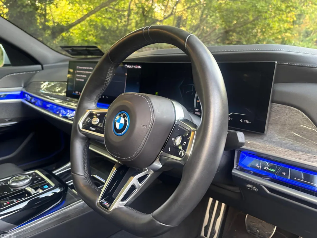 BMW i7 Saloon, Electric, 2024, Grey