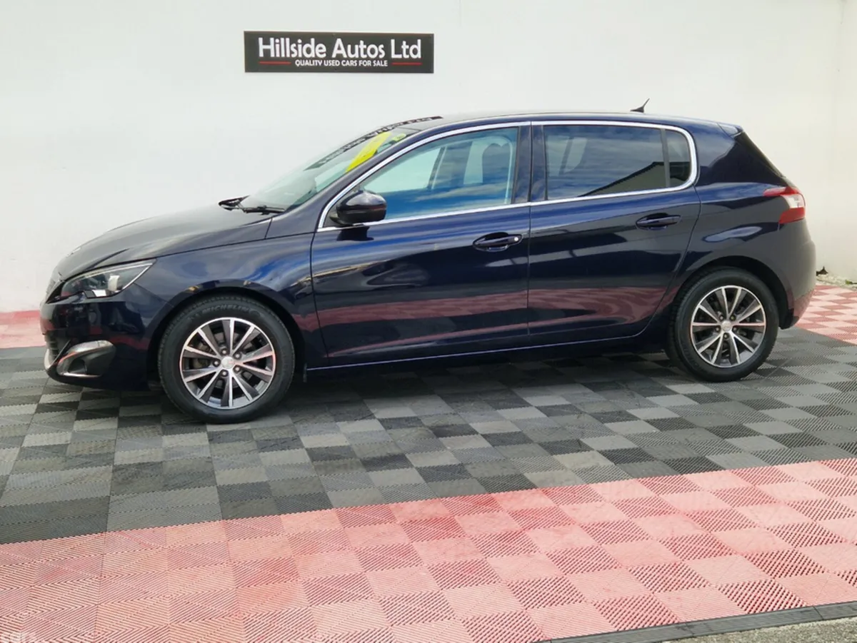 Peugeot 308 Hatchback, Diesel, 2016, Blue