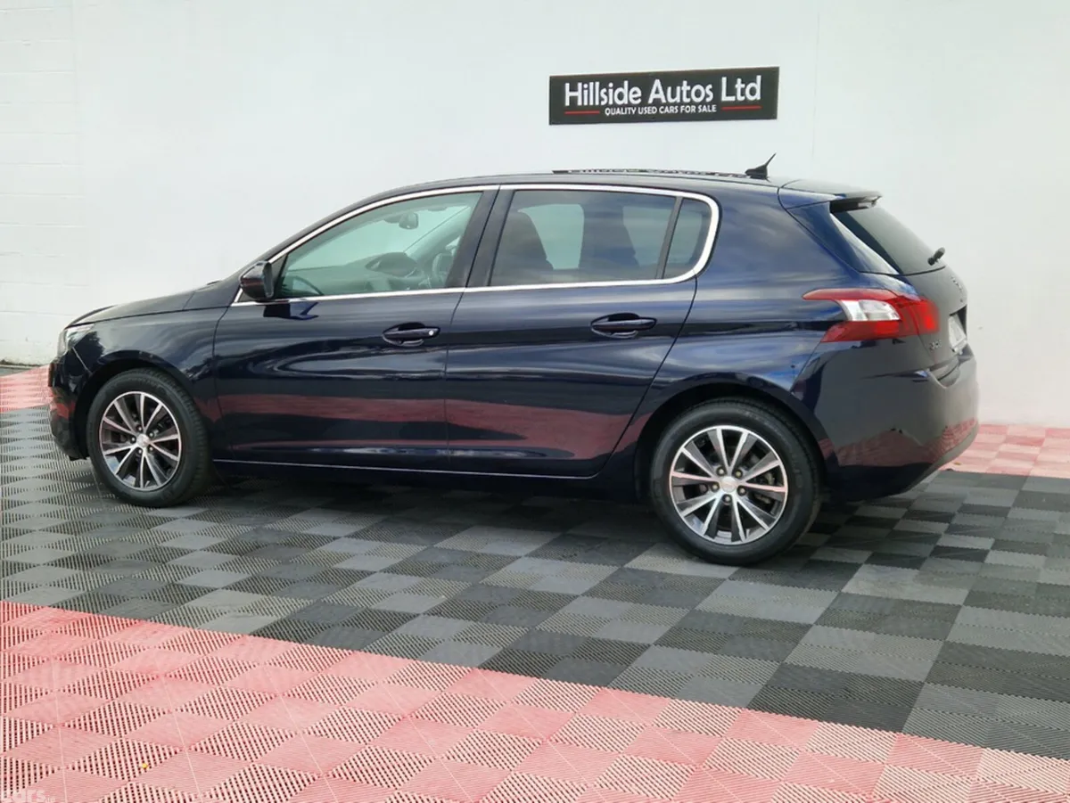 Peugeot 308 Hatchback, Diesel, 2016, Blue
