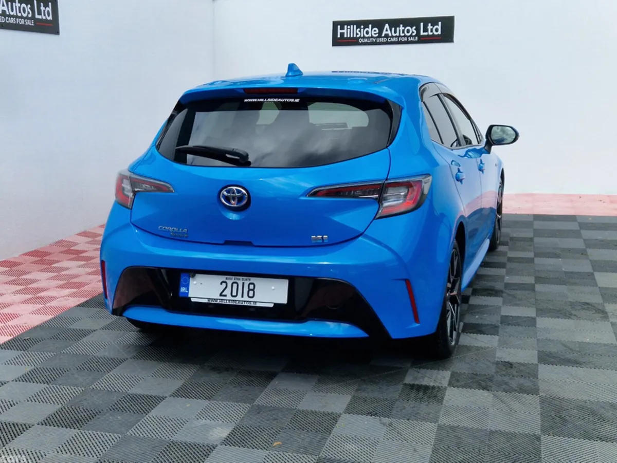 Toyota Corolla Hatchback, Petrol Hybrid, 2018, Blue