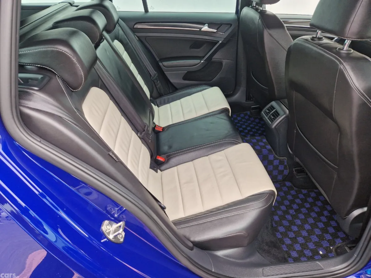 Volkswagen Golf Estate, Petrol, 2015, Blue