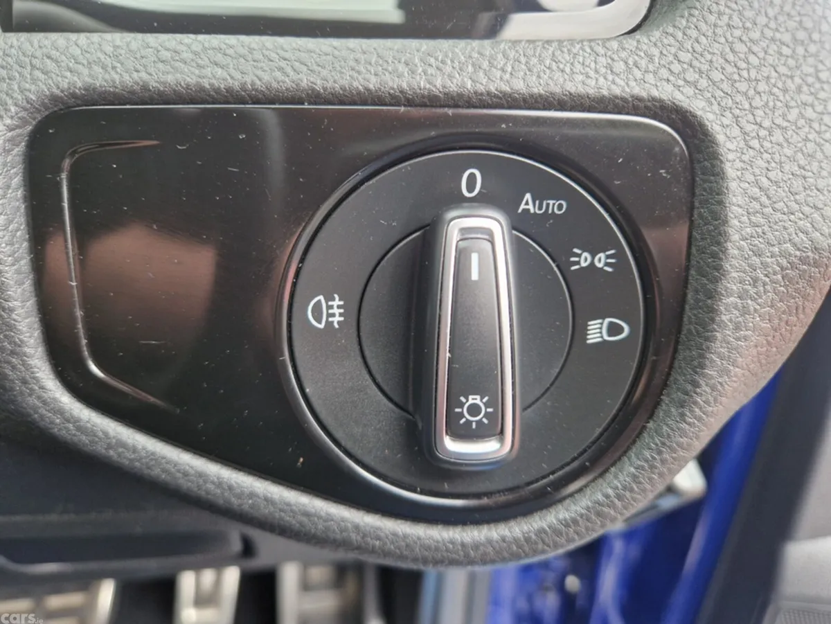 Volkswagen Golf Estate, Petrol, 2015, Blue