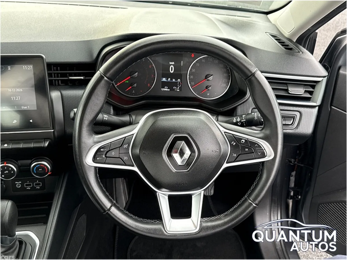 Renault Clio Hatchback, Petrol, 2023, Grey