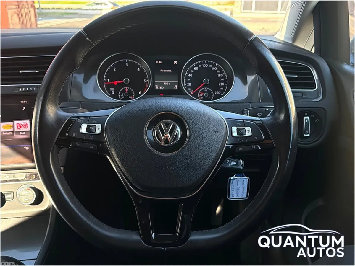 Volkswagen Golf Estate, Diesel, 2017, White