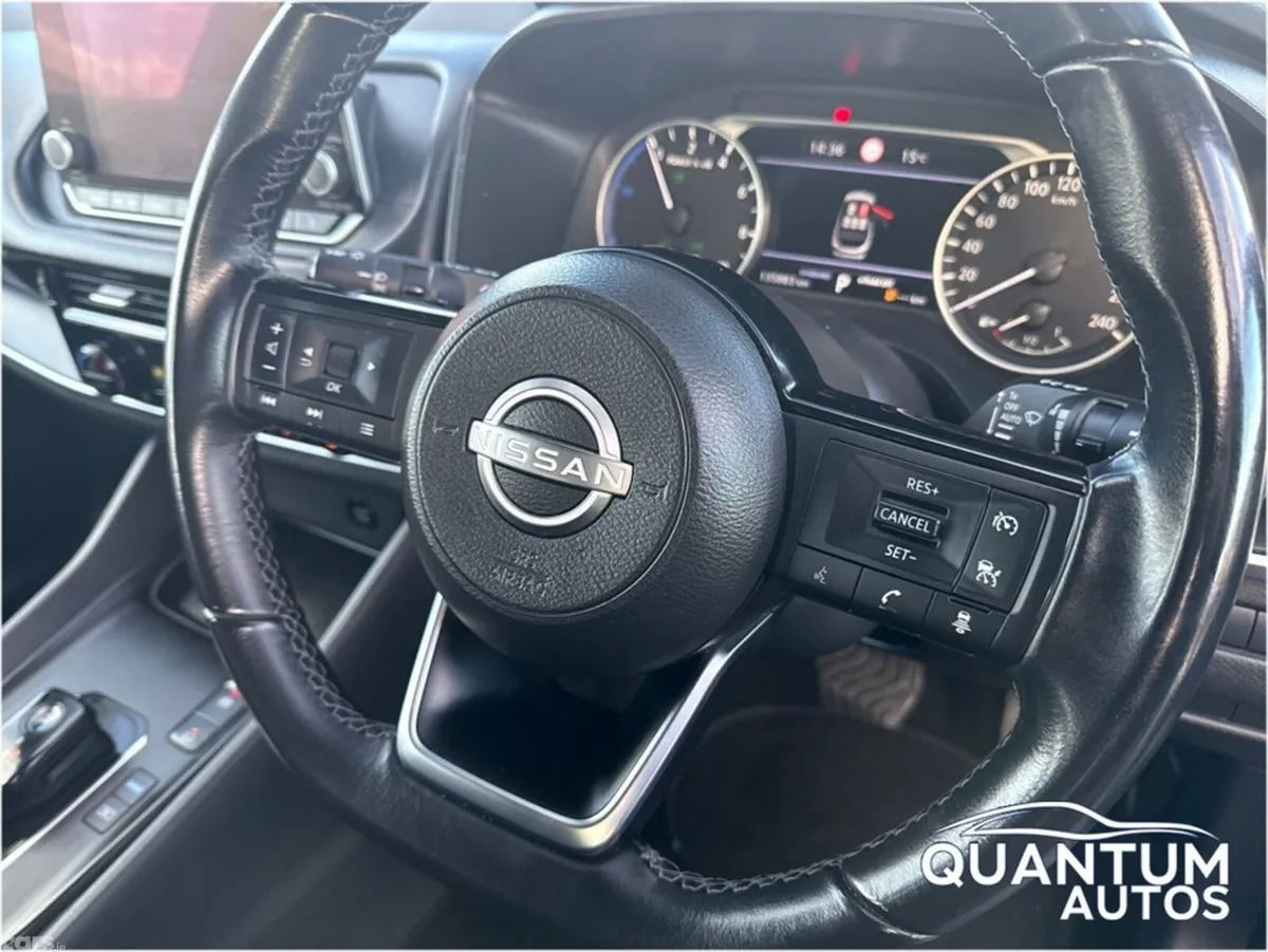 Nissan Qashqai SUV, Petrol, 2023, Blue