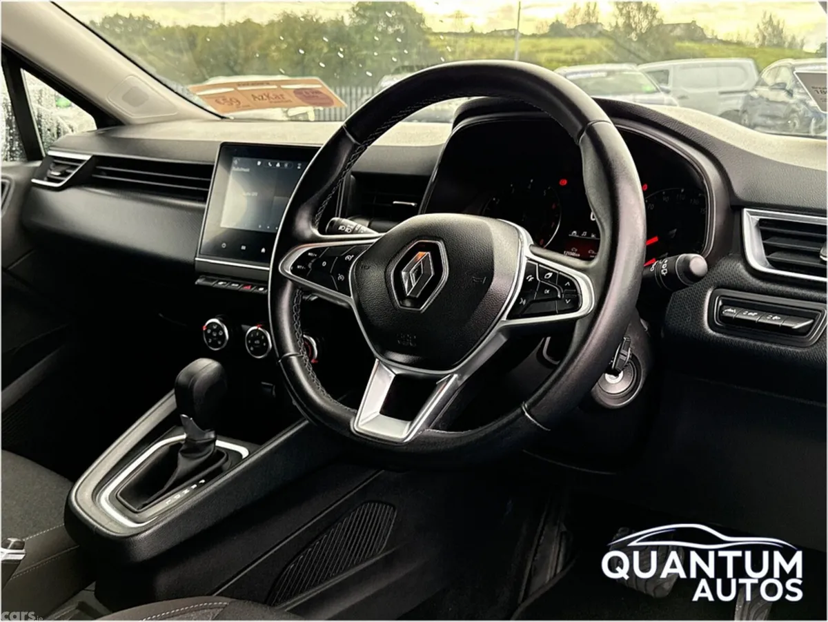 Renault Clio Hatchback, Petrol, 2023, Grey