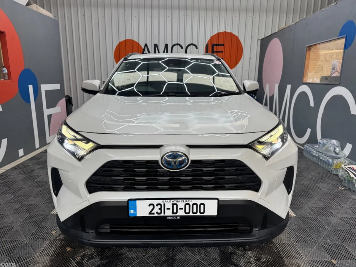 Toyota RAV4 SUV, Petrol Hybrid, 2023, White