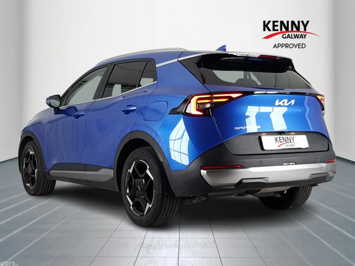 Kia Sportage MPV, Diesel Hybrid, 2026, Blue