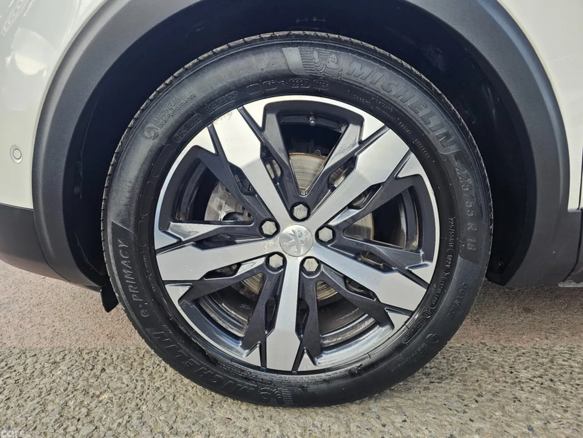 Peugeot 5008 MPV, Diesel, 2019, White