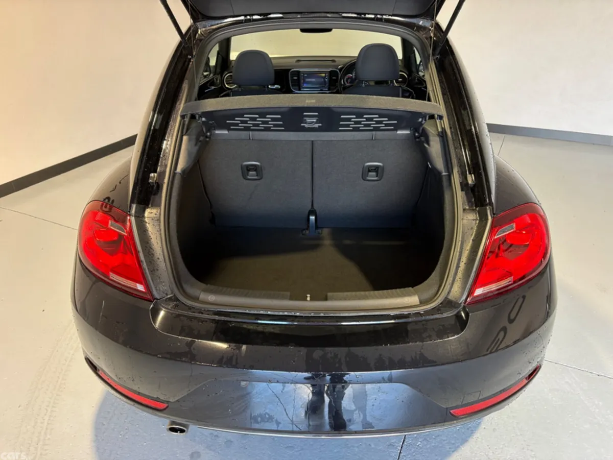 Volkswagen Beetle Hatchback, Petrol, 2017, Black