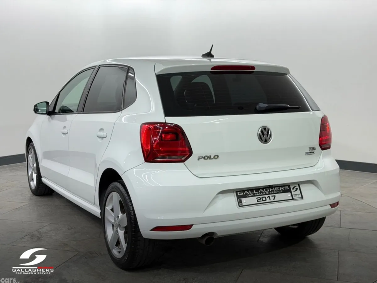 Volkswagen Polo Hatchback, Petrol, 2017, White