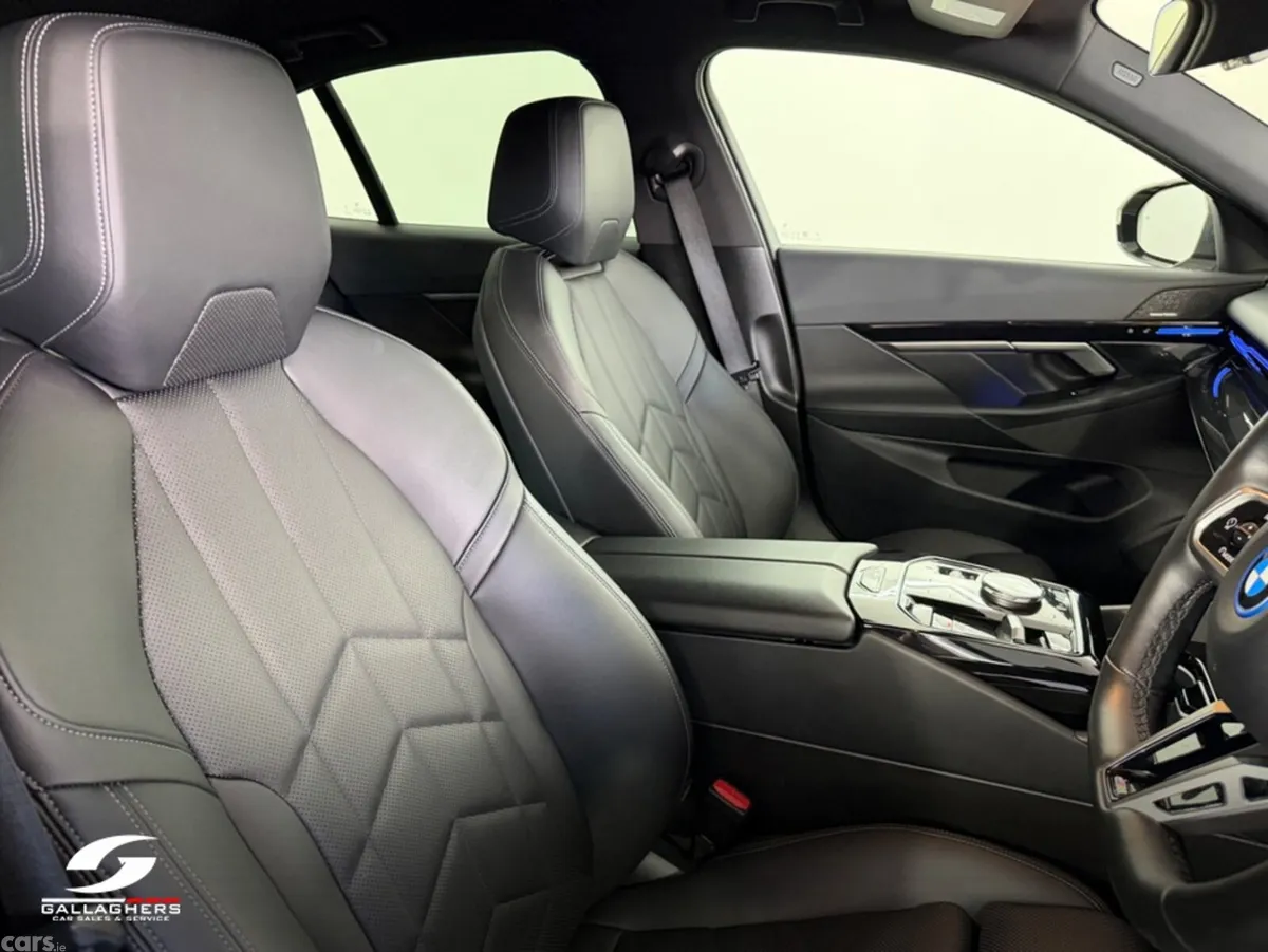 BMW 5-Series Saloon, Petrol Plug-in Hybrid, 2024, Grey