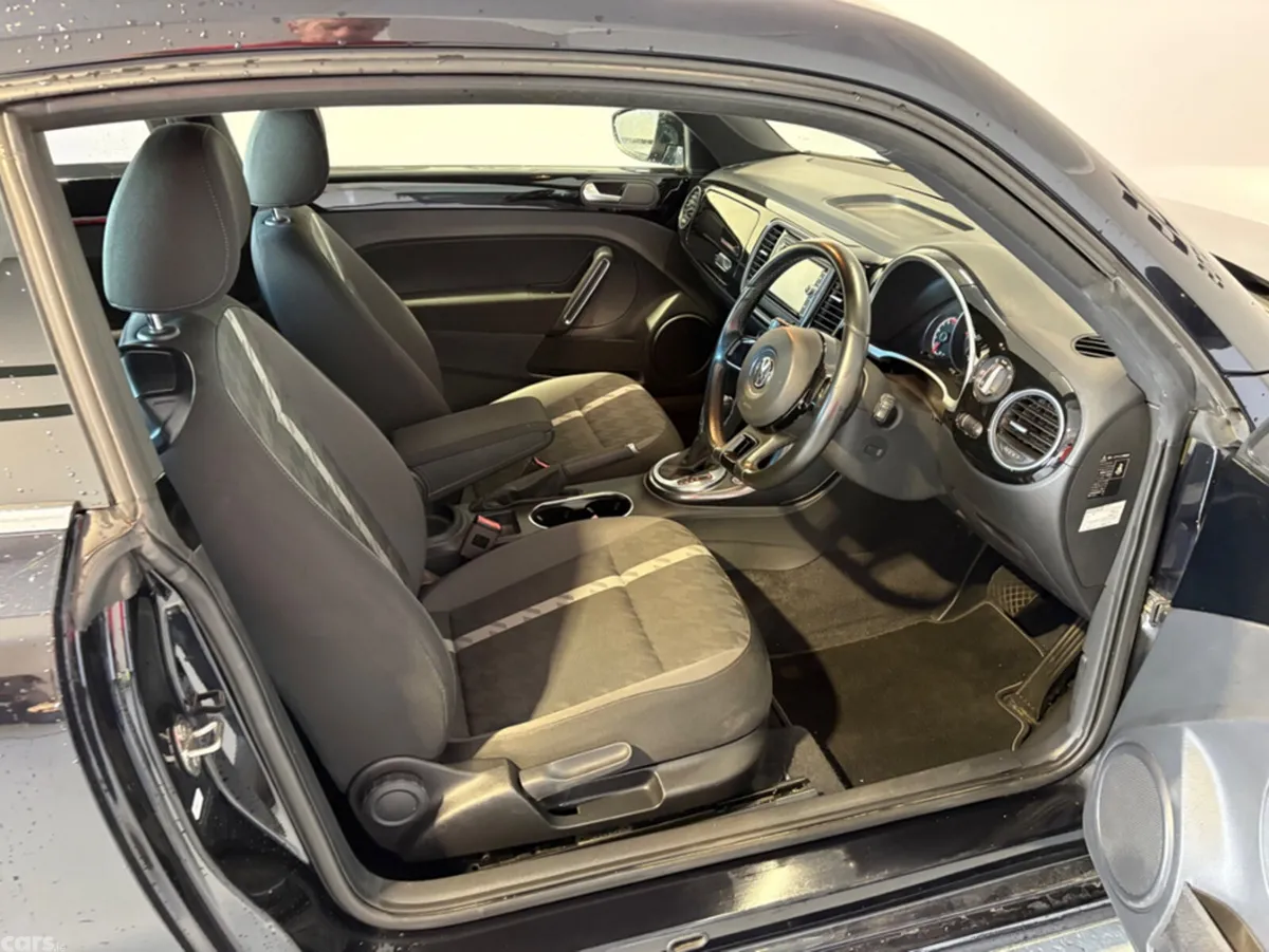 Volkswagen Beetle Hatchback, Petrol, 2017, Black