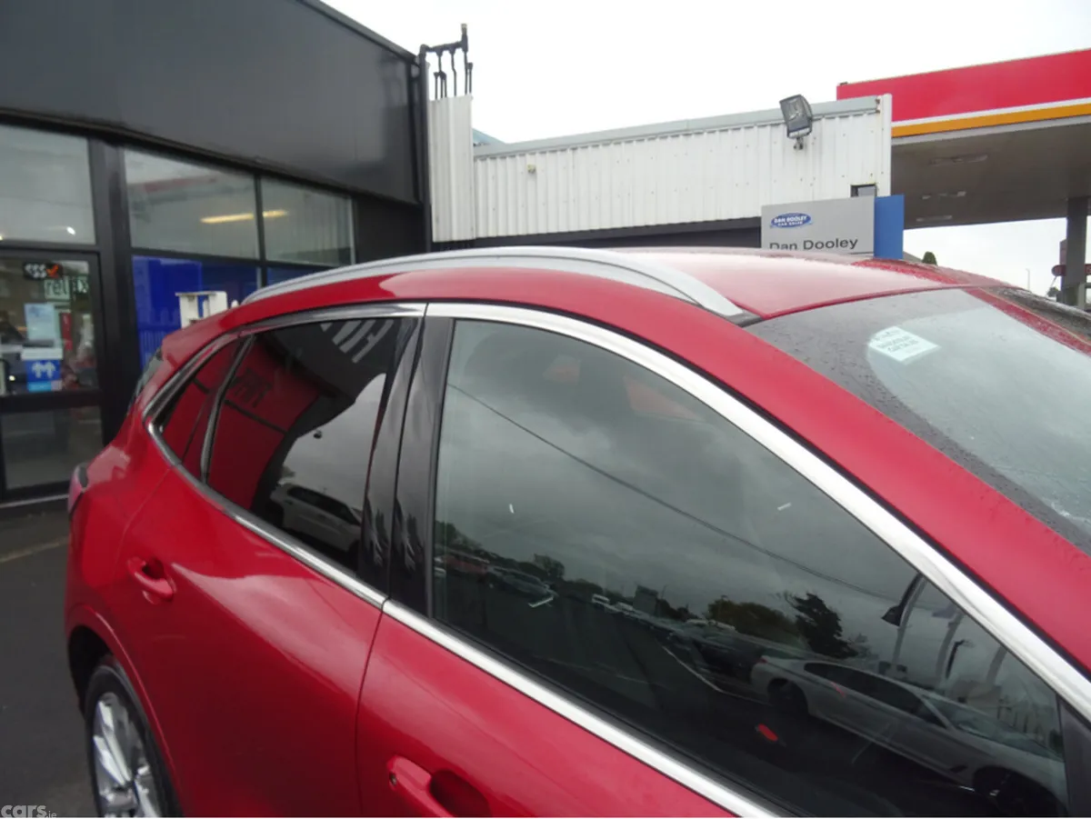 Ford Kuga MPV, Petrol Plug-in Hybrid, 2023, Red