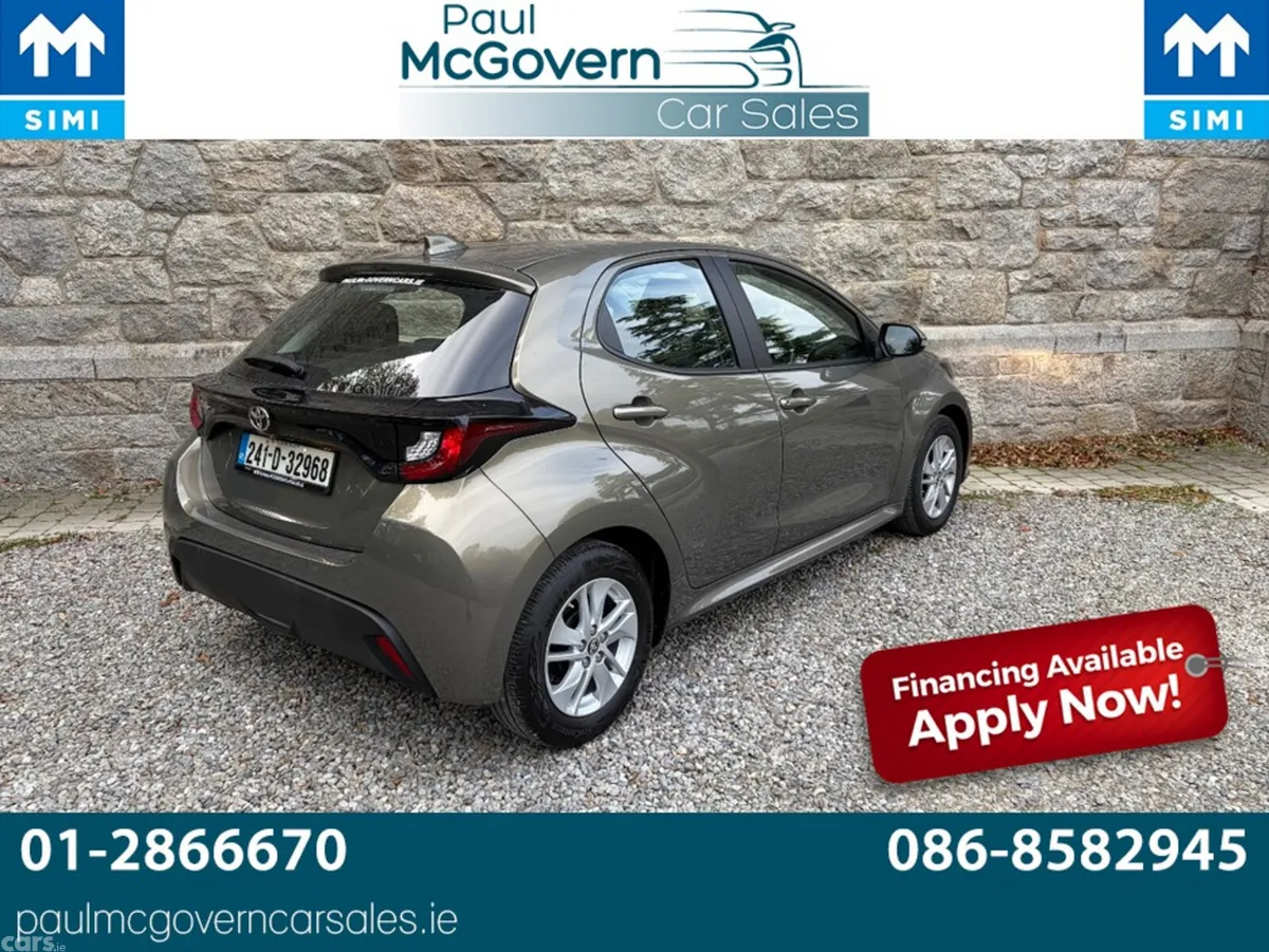 Toyota Yaris Hatchback, Petrol, 2024, Green