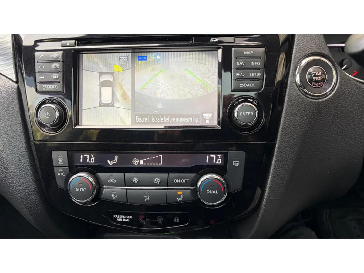 Toyota Yaris Hatchback, Petrol, 2024, Green