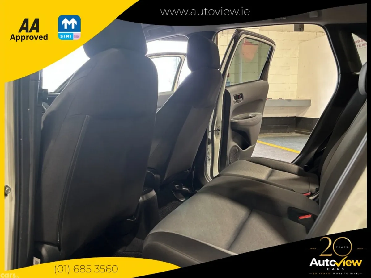 Honda Fit Hatchback, Petrol, 2023, White