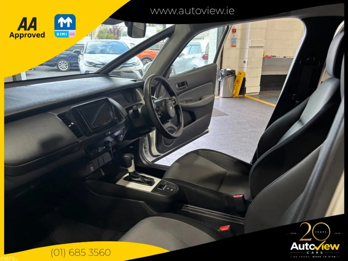 Honda Fit Hatchback, Petrol, 2023, White