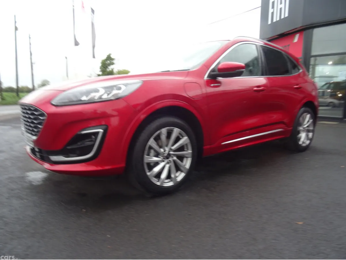 Ford Kuga MPV, Petrol Plug-in Hybrid, 2023, Red