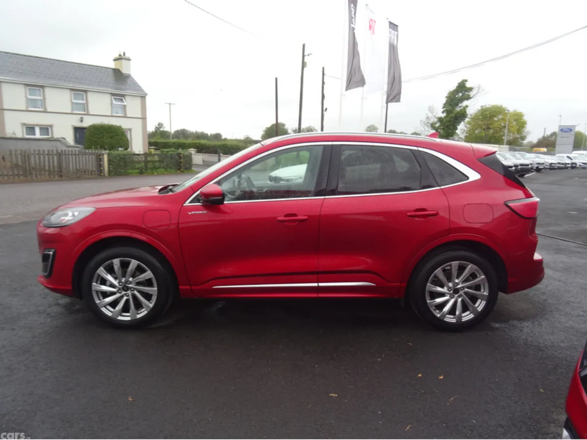 Ford Kuga MPV, Petrol Plug-in Hybrid, 2023, Red