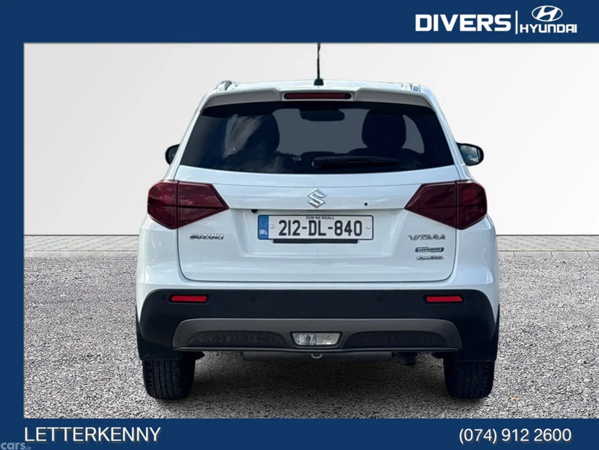 Suzuki Vitara Hatchback, Petrol, 2021, White