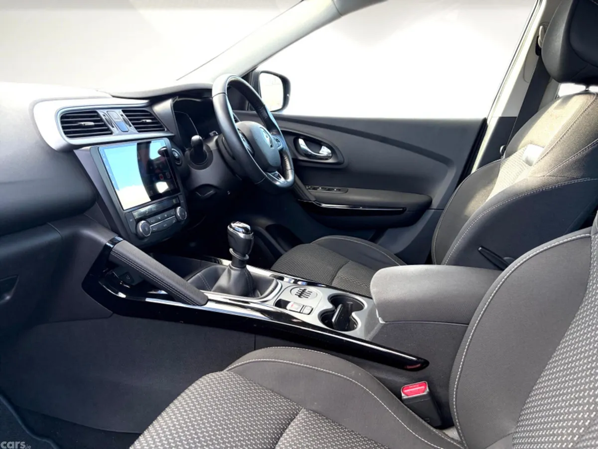 Renault Kadjar SUV, Diesel, 2017, Black